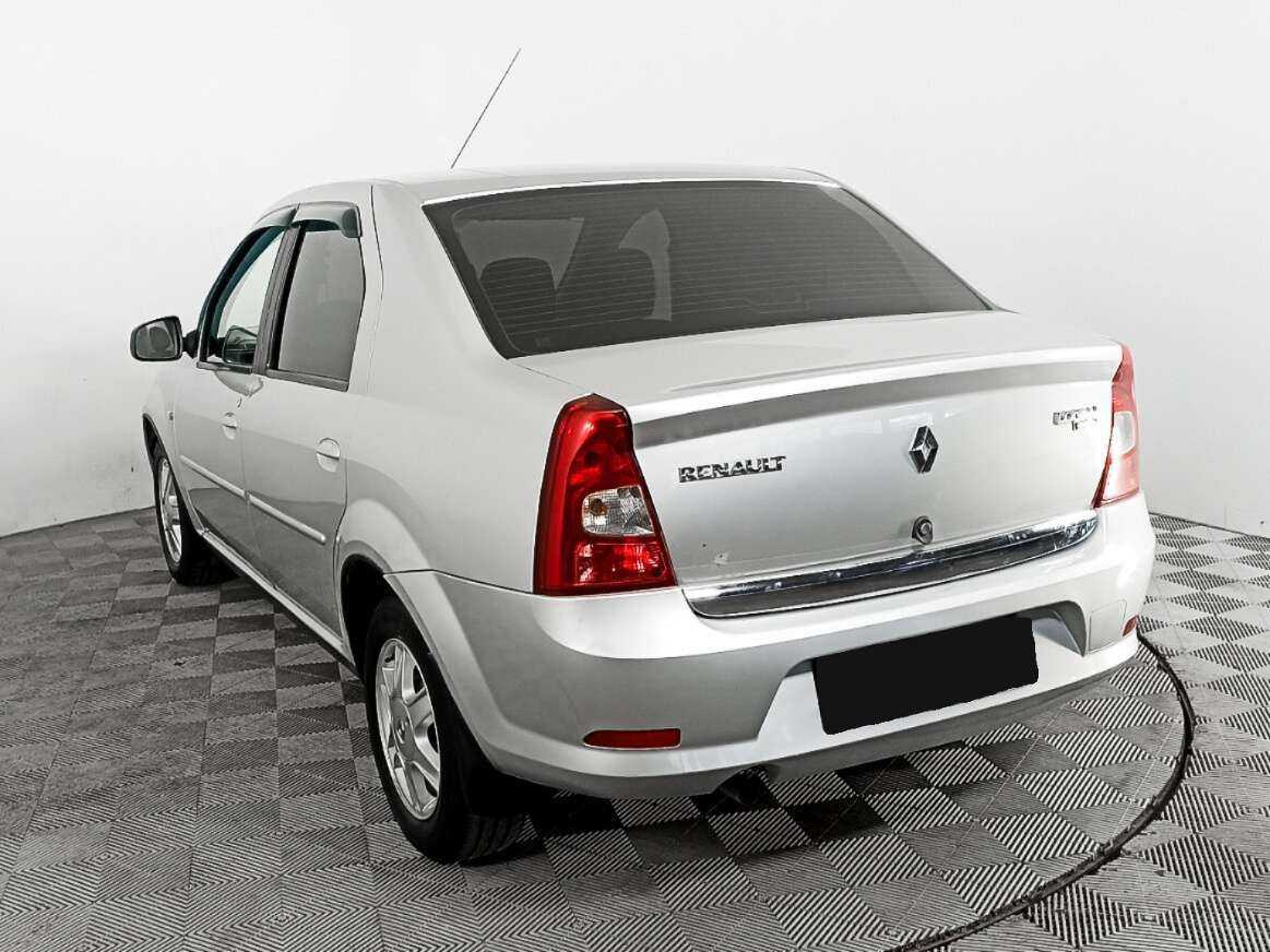 Renault Logan, 2012 - Фото №6