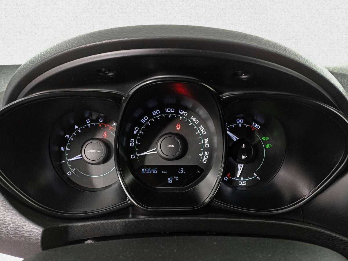 Lada (ВАЗ) Vesta, 2017 - Фото №10