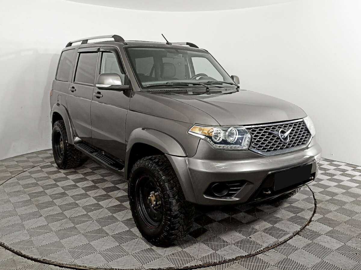 УАЗ Patriot, 2016 - Фото №2