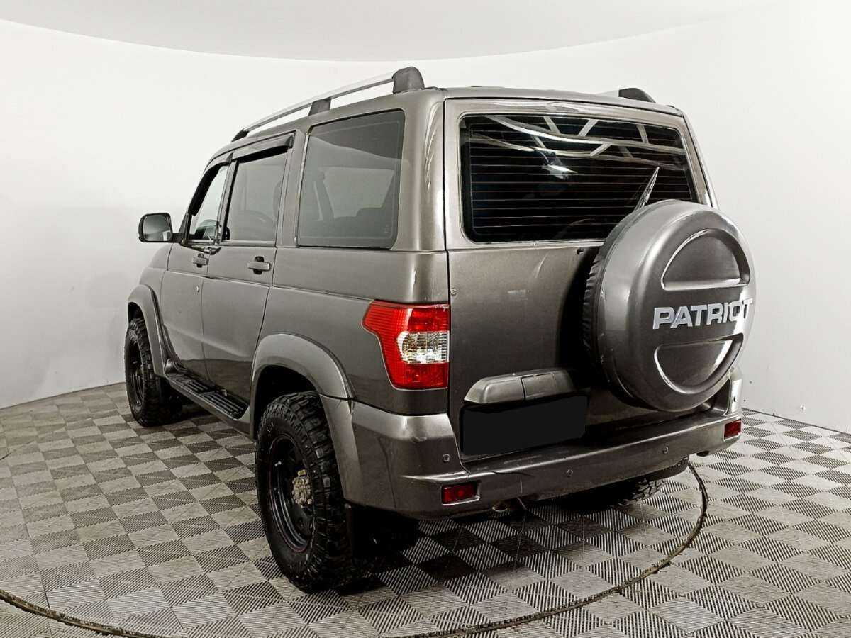 УАЗ Patriot, 2016 - Фото №6