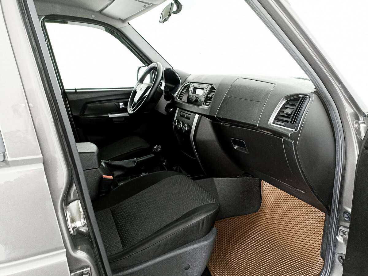 УАЗ Patriot, 2016 - Фото №8