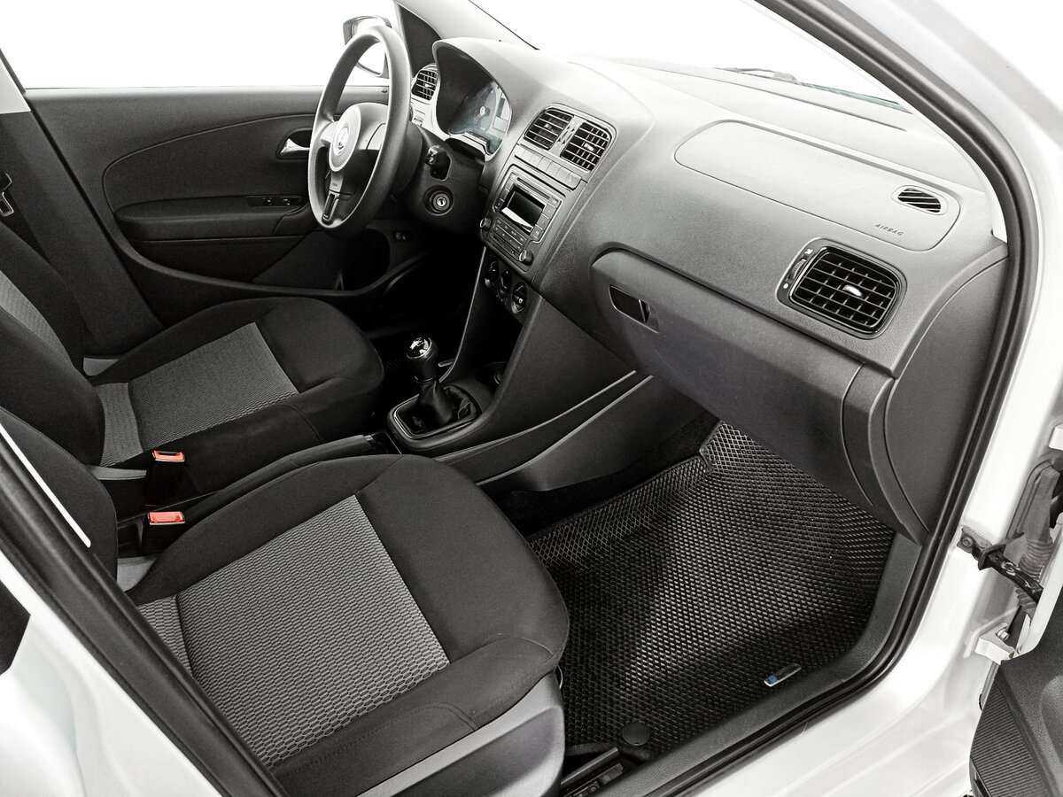 Volkswagen Polo, 2013 - Фото №10