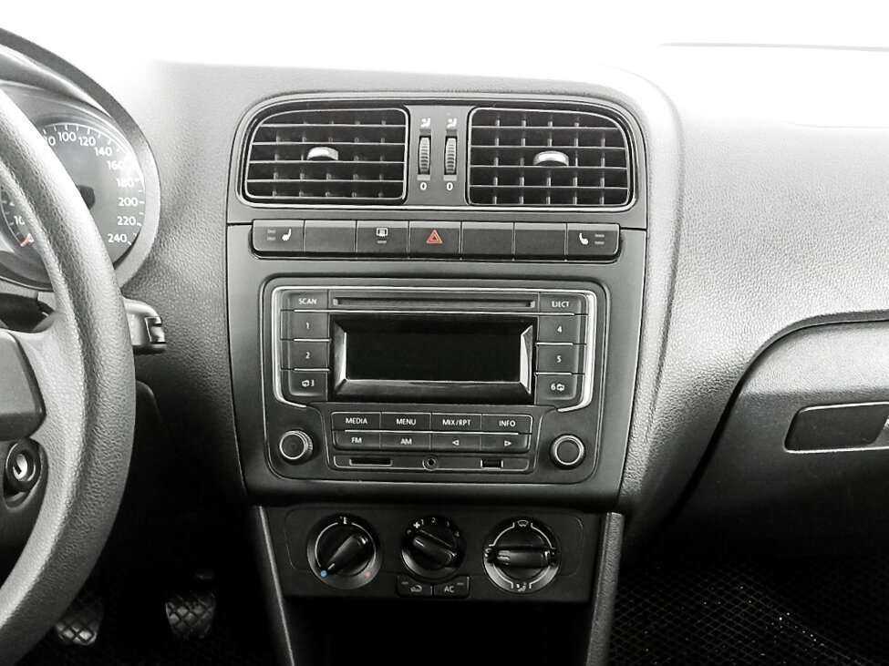 Volkswagen Polo, 2013 - Фото №14