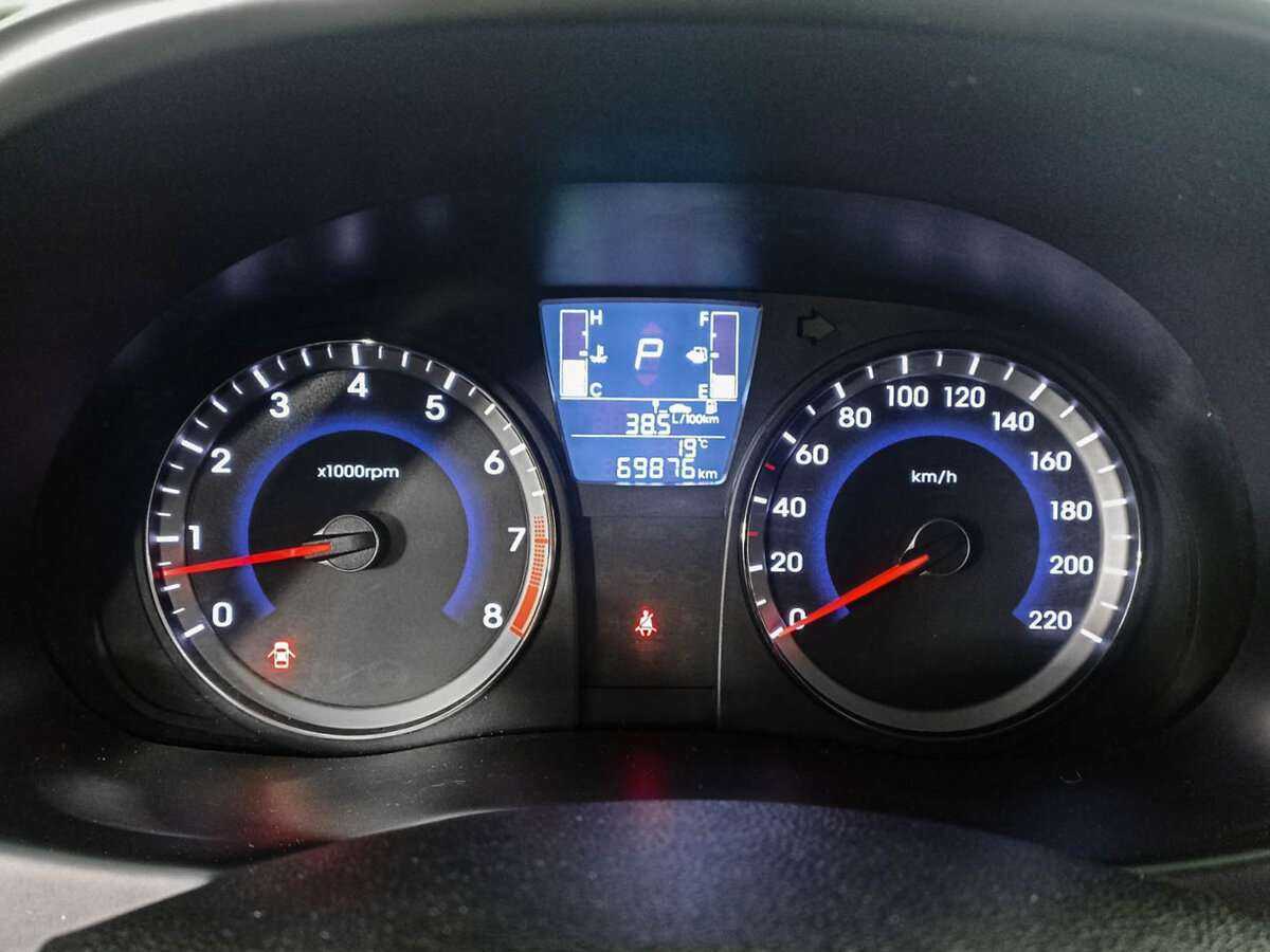 Hyundai Solaris, 2016 - Фото №10