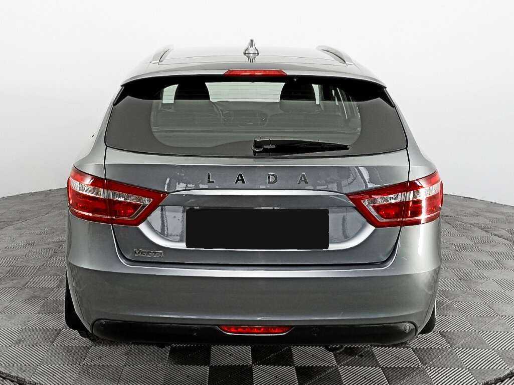 Lada (ВАЗ) Vesta SW, 2019 - Фото №4