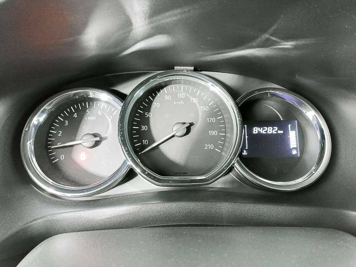 Renault Logan, 2018 - Фото №10