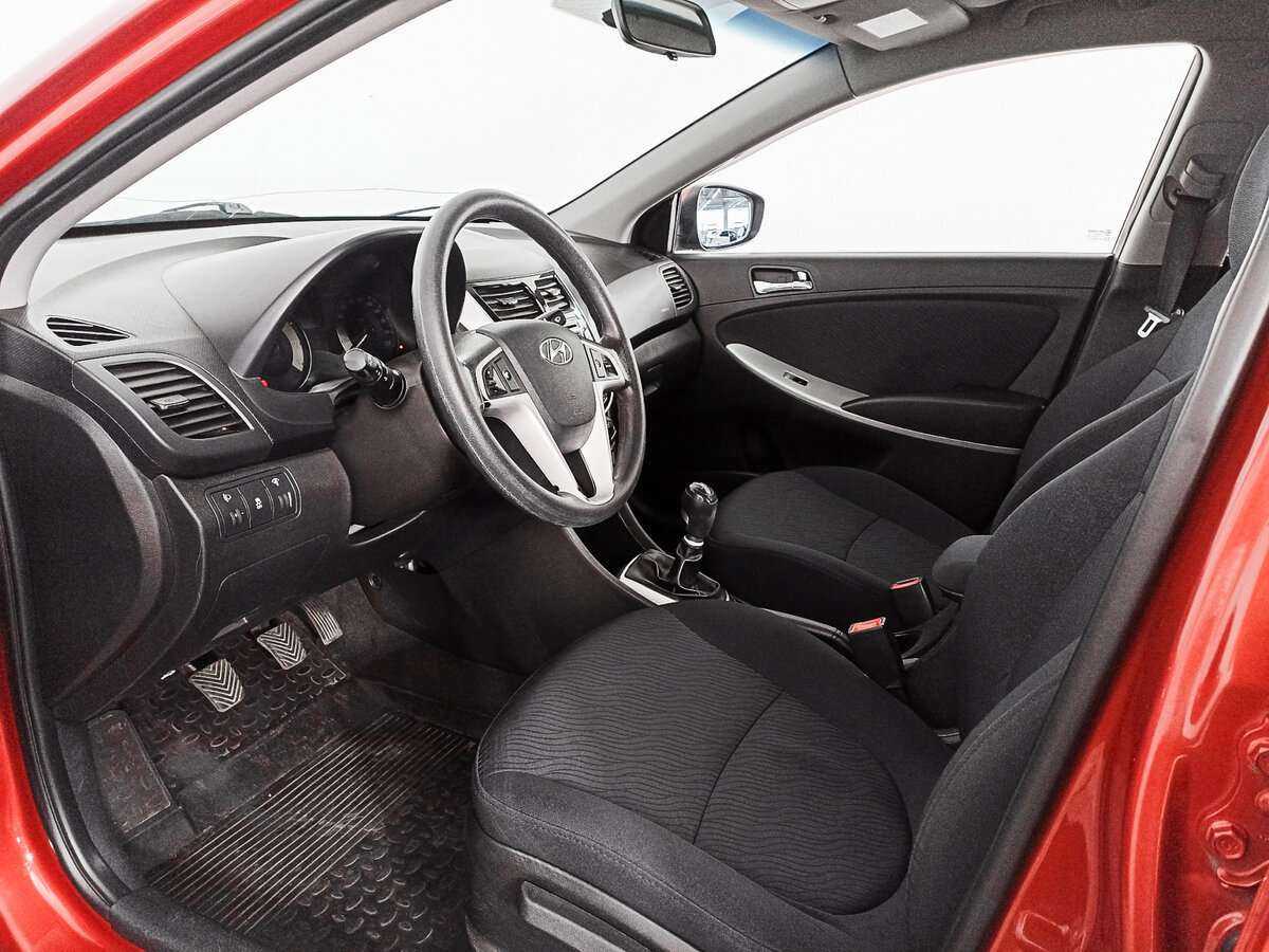 Hyundai Solaris, 2012 - Фото №11