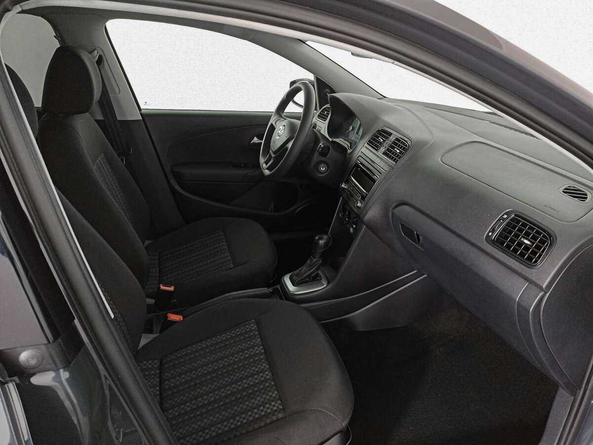 Volkswagen Polo, 2017 - Фото №8