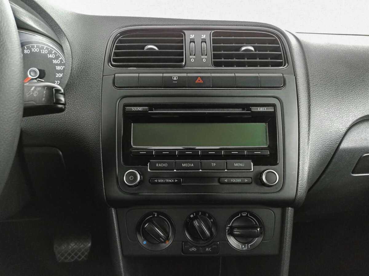 Volkswagen Polo, 2017 - Фото №12