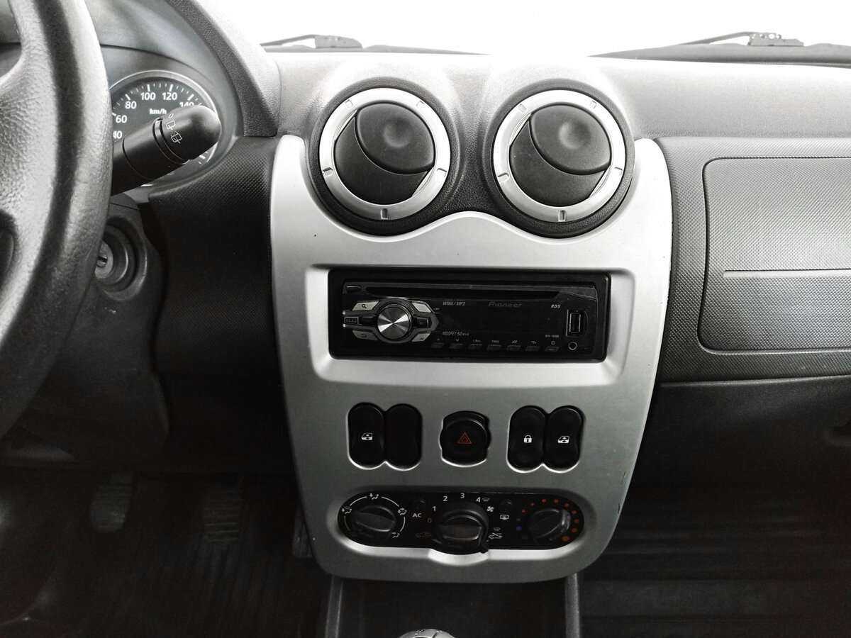 Renault Sandero Stepway, 2012 - Фото №12
