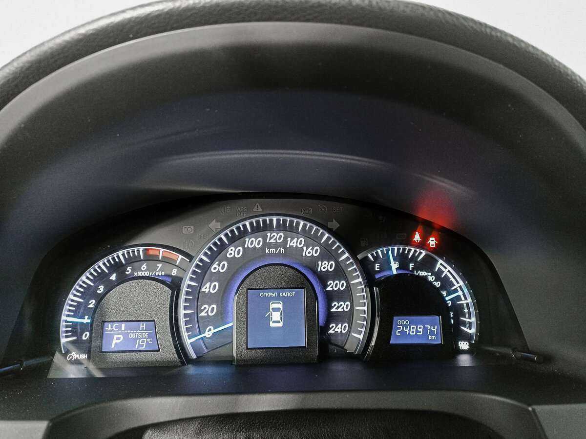 Toyota Camry, 2014 - Фото №10