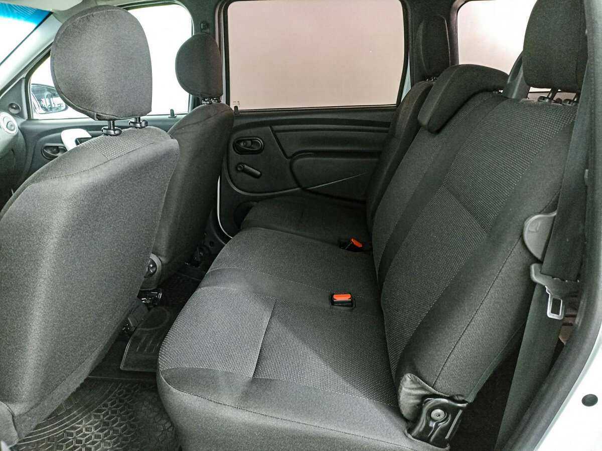 Lada (ВАЗ) Largus, 2017 - Фото №11