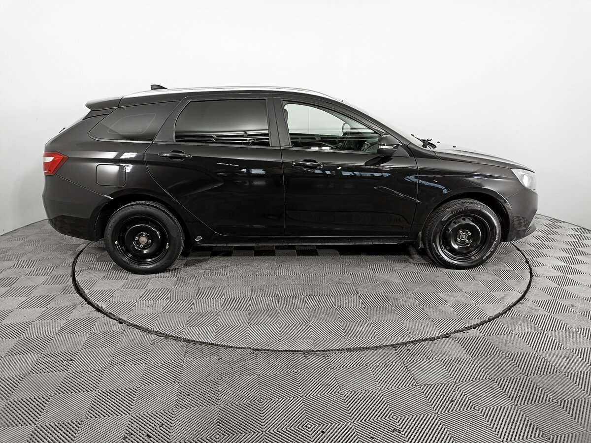 Lada (ВАЗ) Vesta SW, 2019 - Фото №3