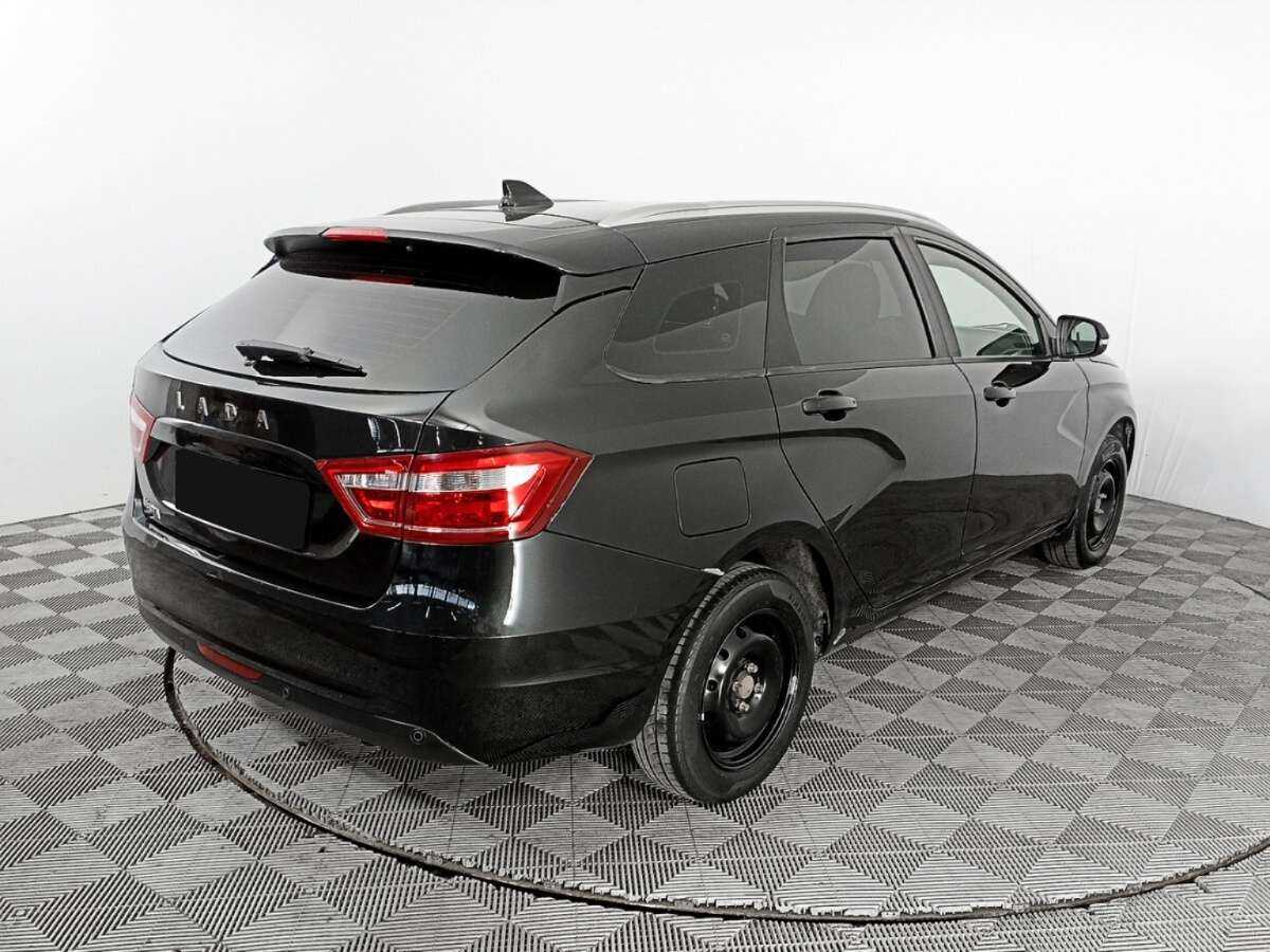 Lada (ВАЗ) Vesta SW, 2019 - Фото №4