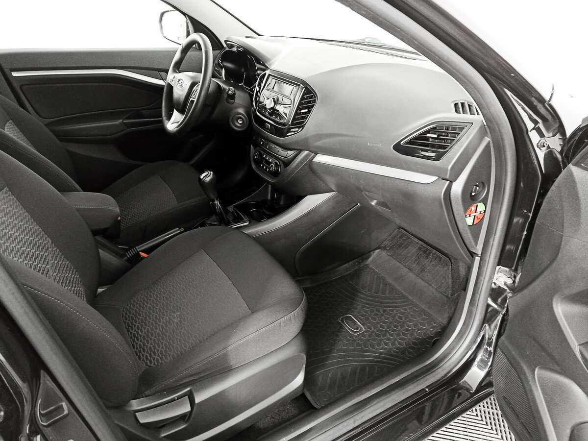 Lada (ВАЗ) Vesta SW, 2019 - Фото №8