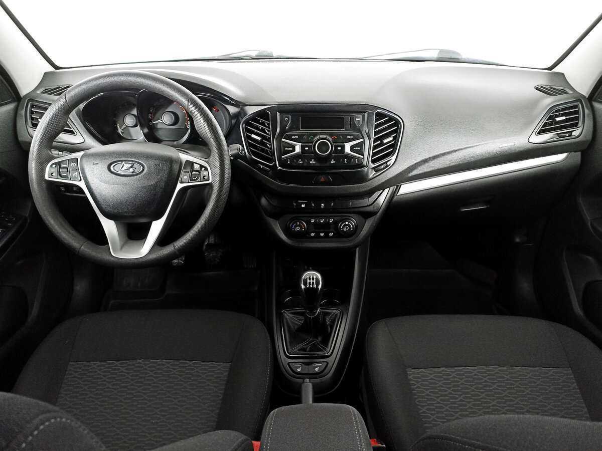 Lada (ВАЗ) Vesta SW, 2019 - Фото №11