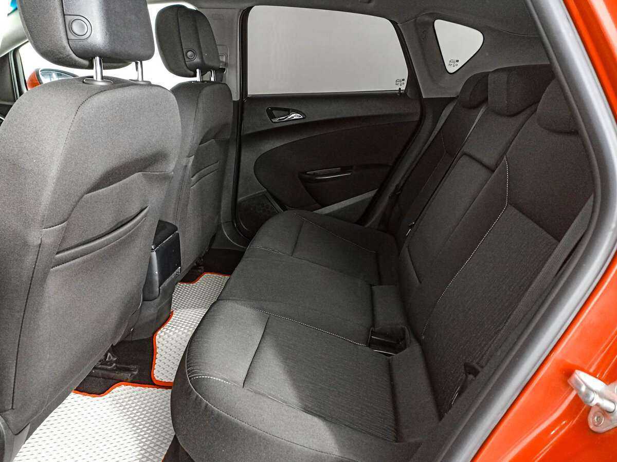 Opel Astra, 2012 - Фото №8