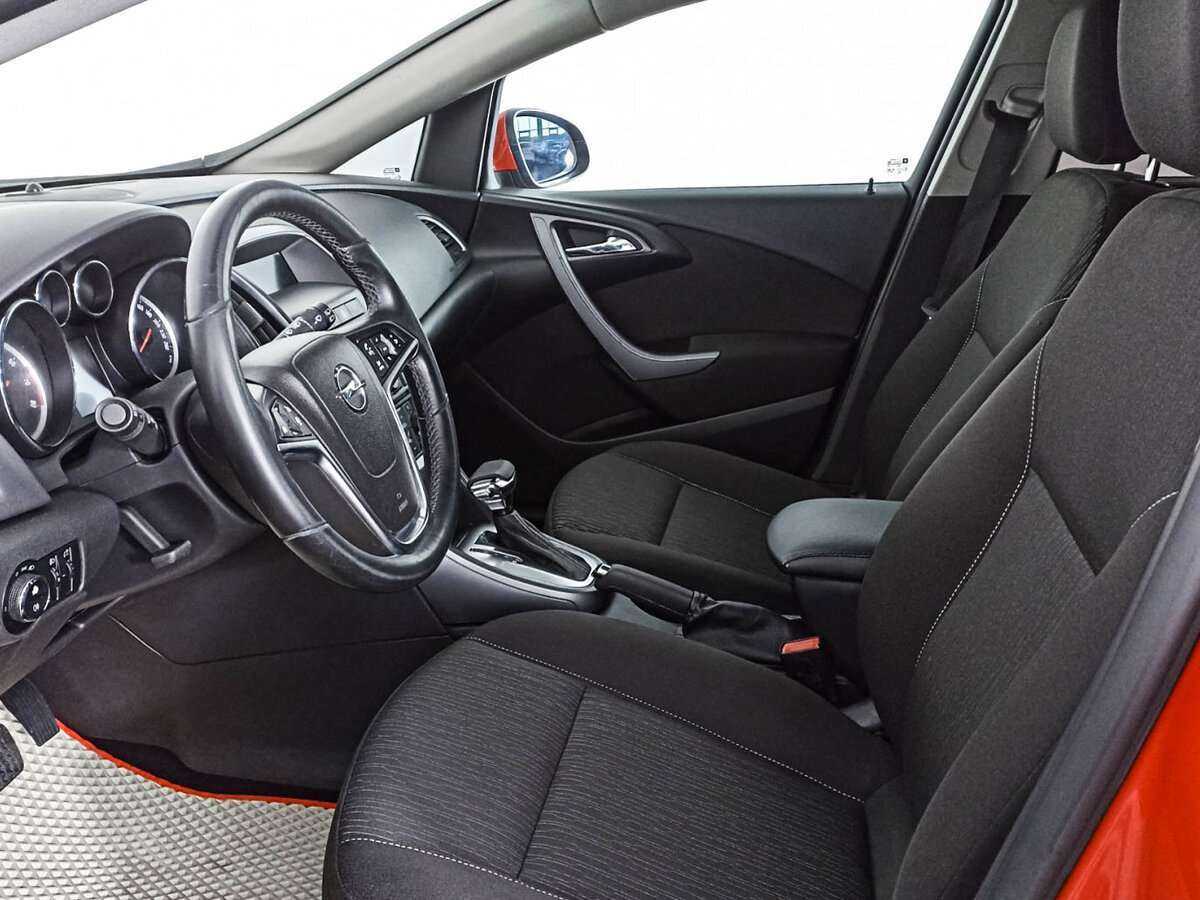 Opel Astra, 2012 - Фото №12