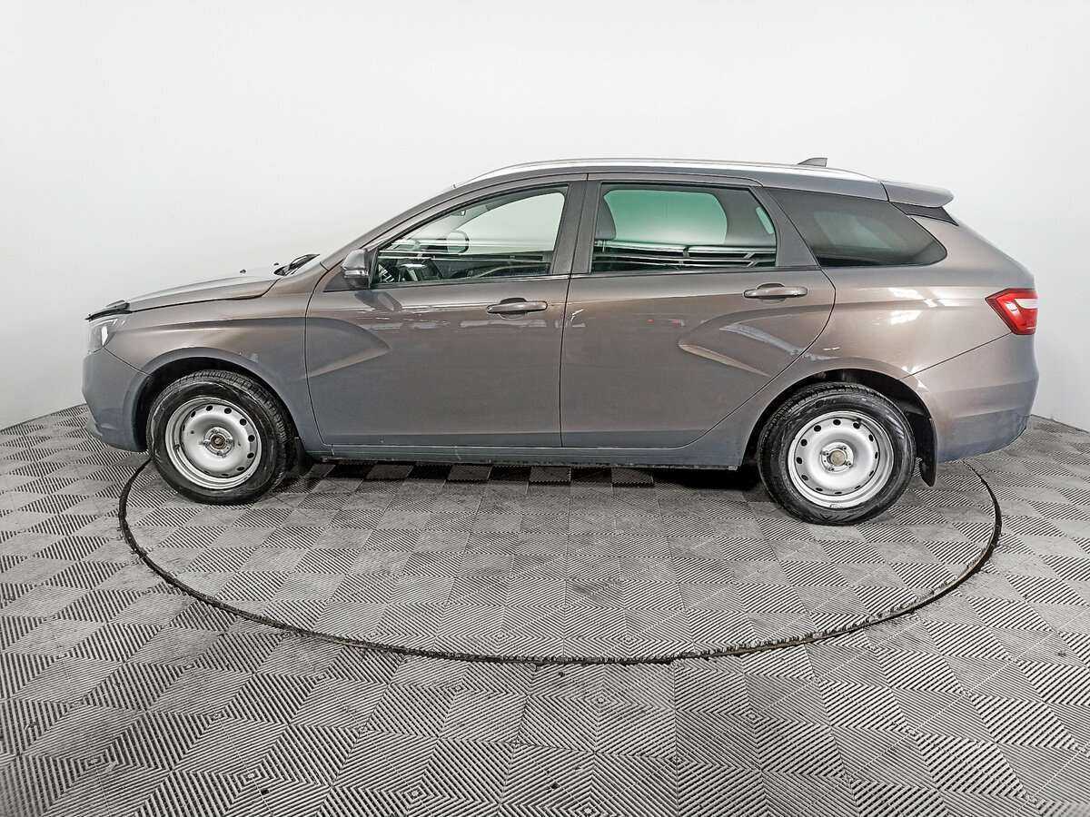 Lada (ВАЗ) Vesta SW, 2017 - Фото №7