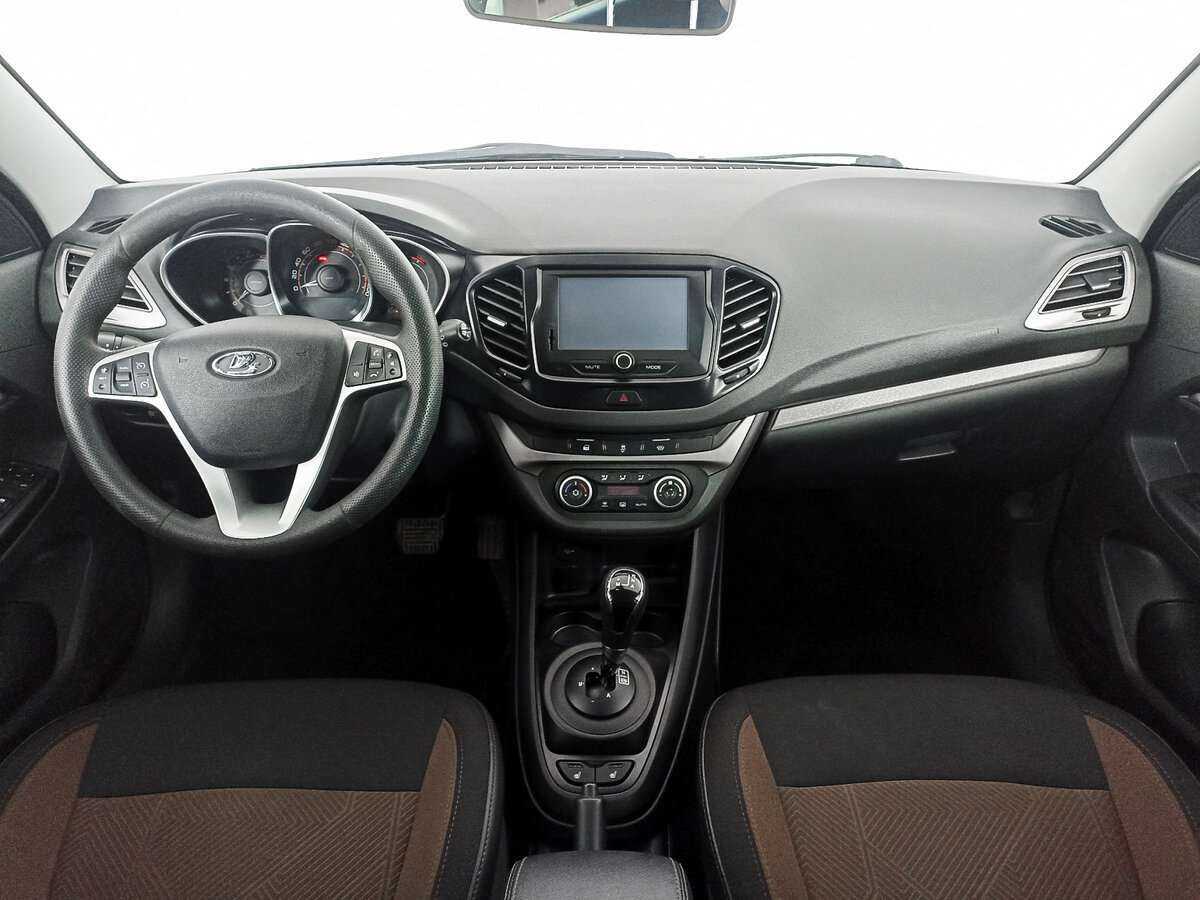 Lada (ВАЗ) Vesta SW, 2017 - Фото №11