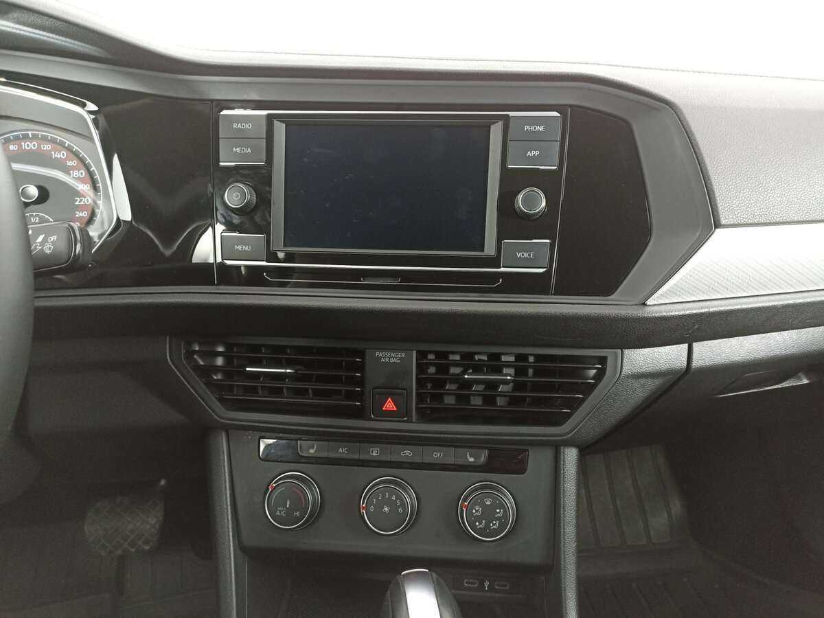Volkswagen Jetta, 2020 - Фото №12