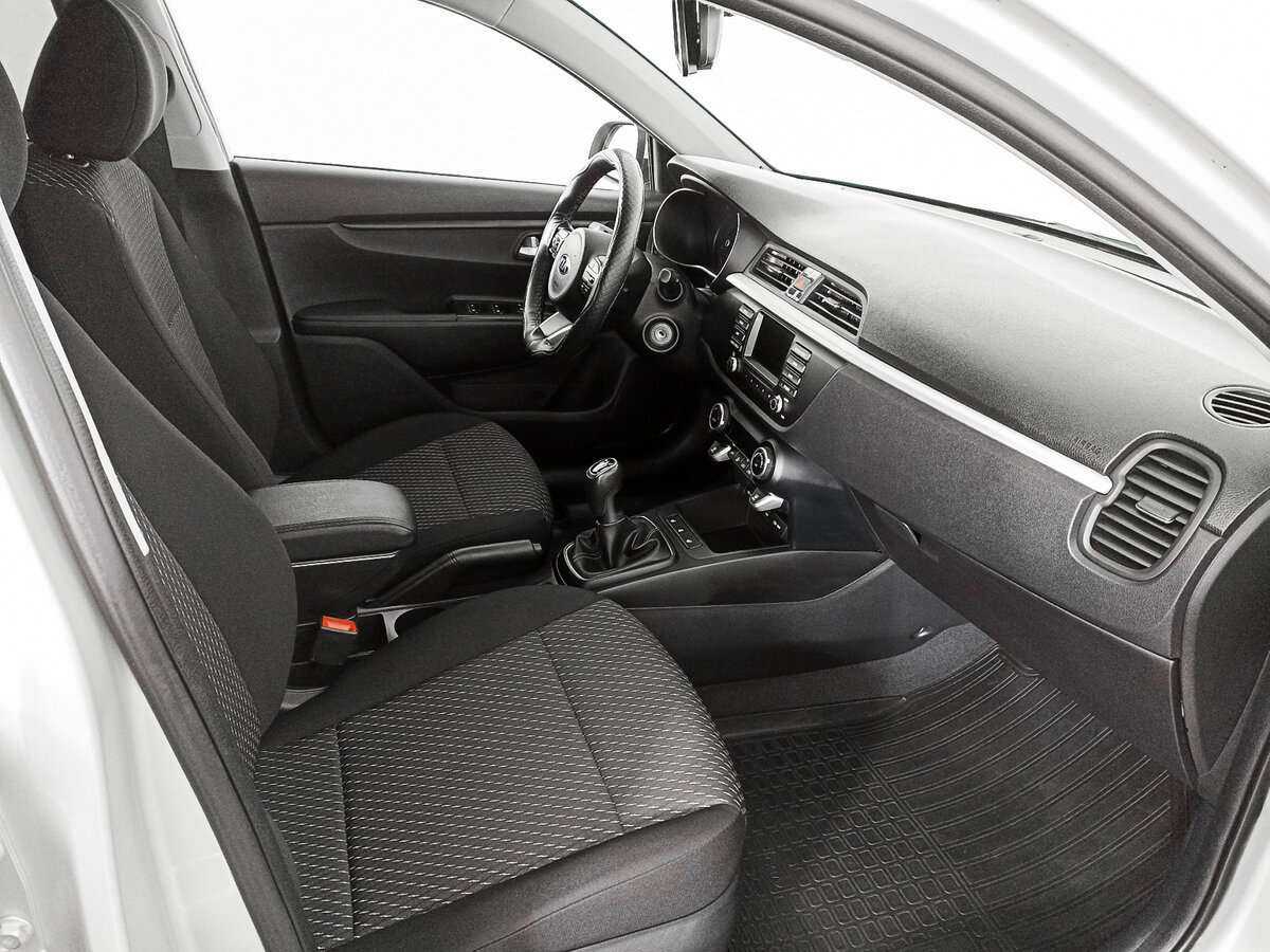 Kia Rio X-Line, 2020 - Фото №10