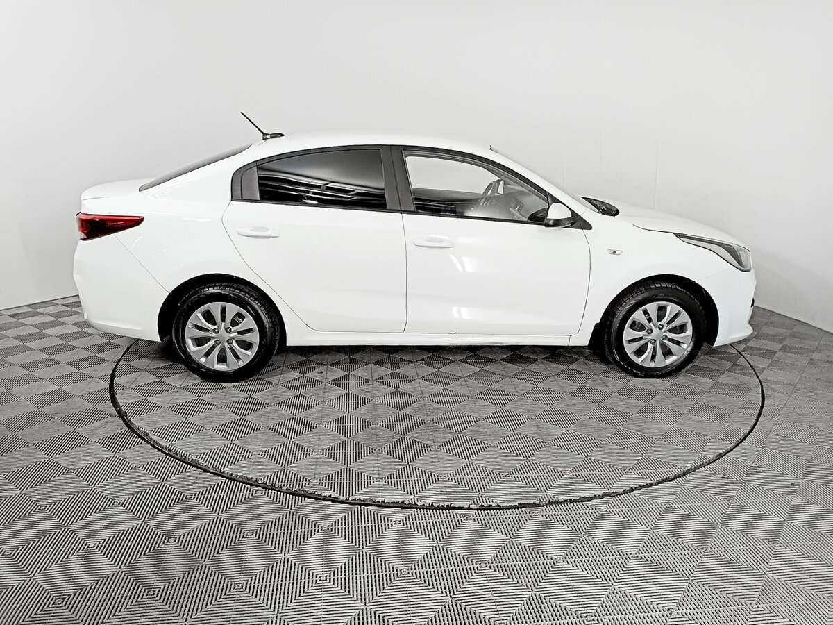 Kia Rio, 2020 - Фото №3