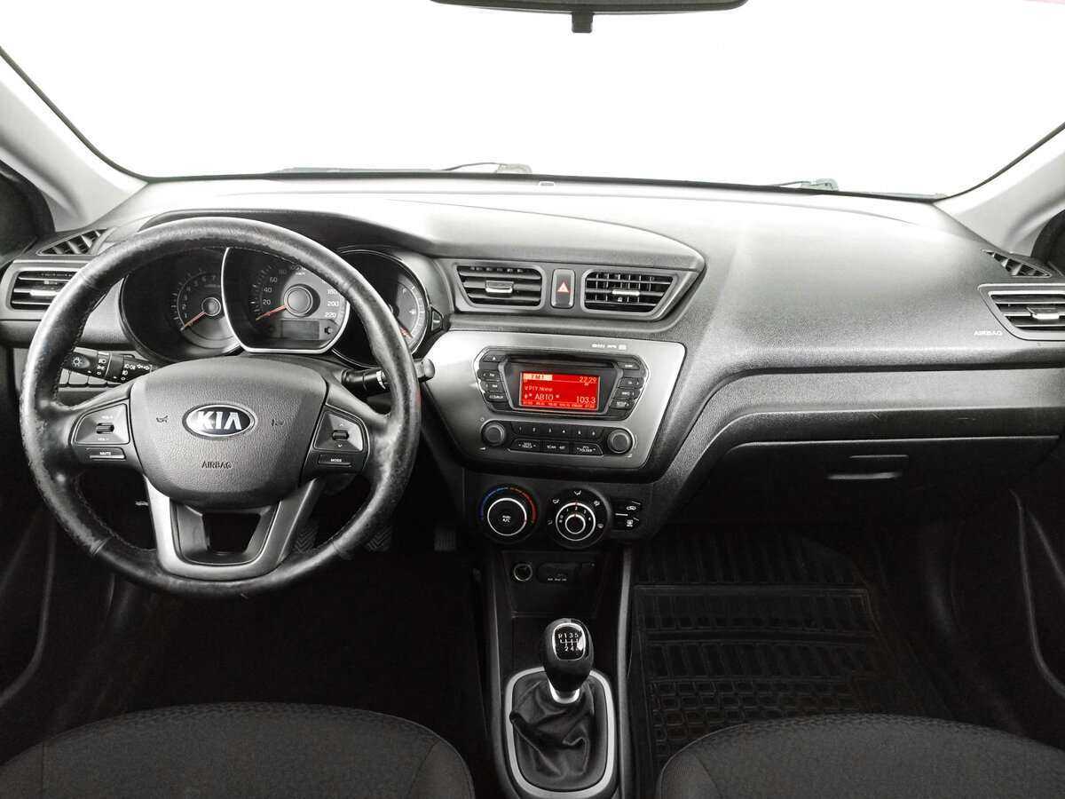 Kia Rio 5-speed, 2014 - Фото №13