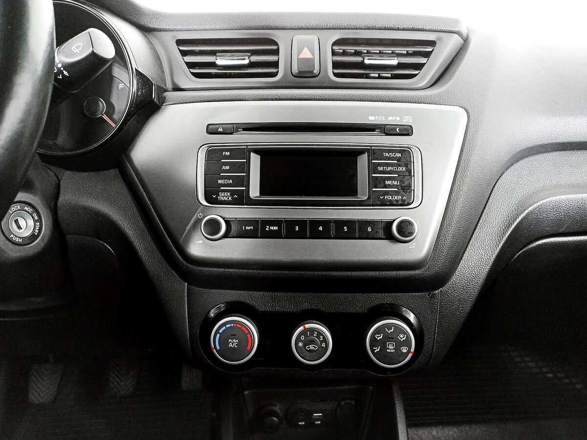 Kia Rio, 2016 - Фото №11