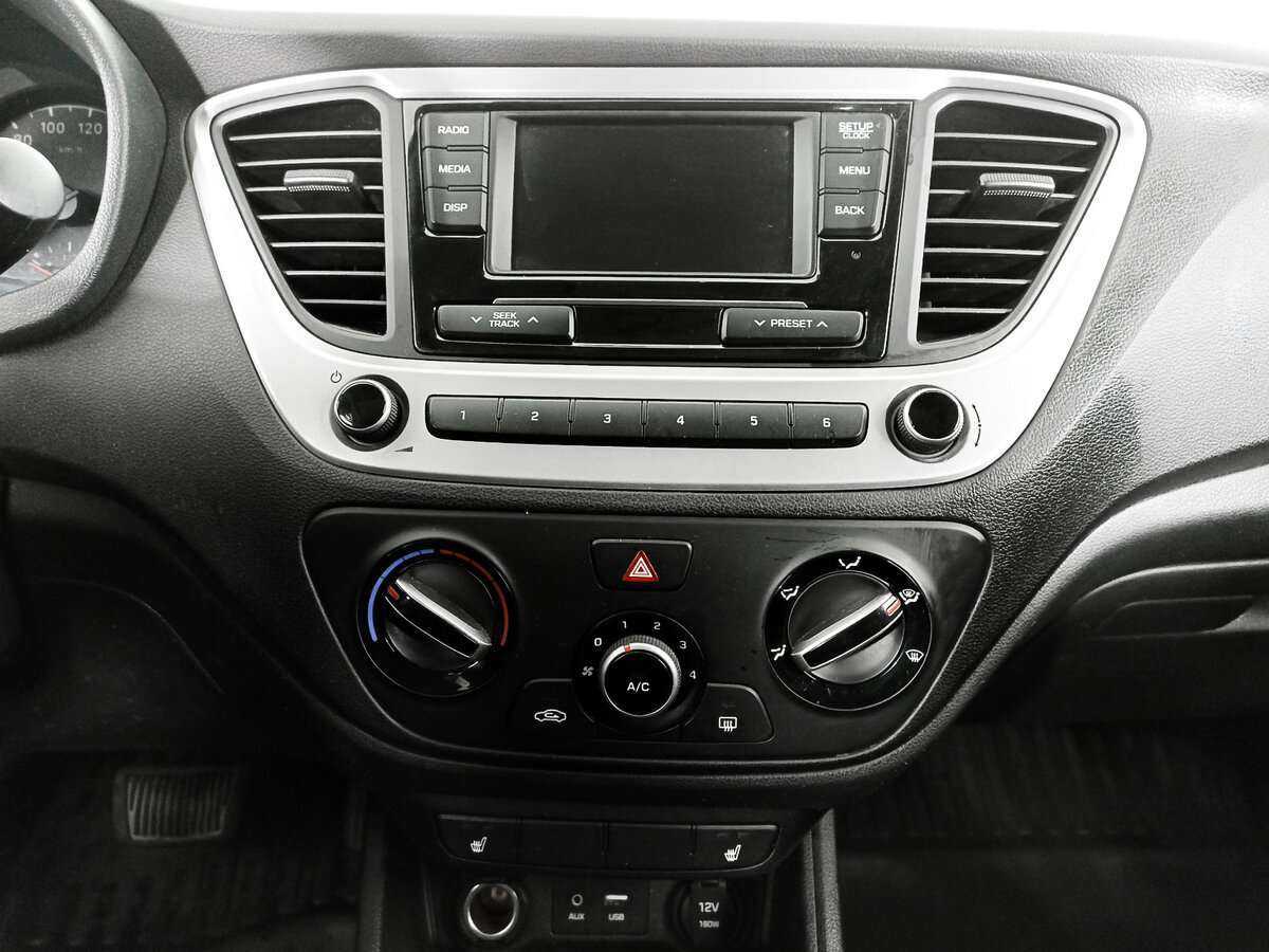 Hyundai Solaris, 2017 - Фото №12