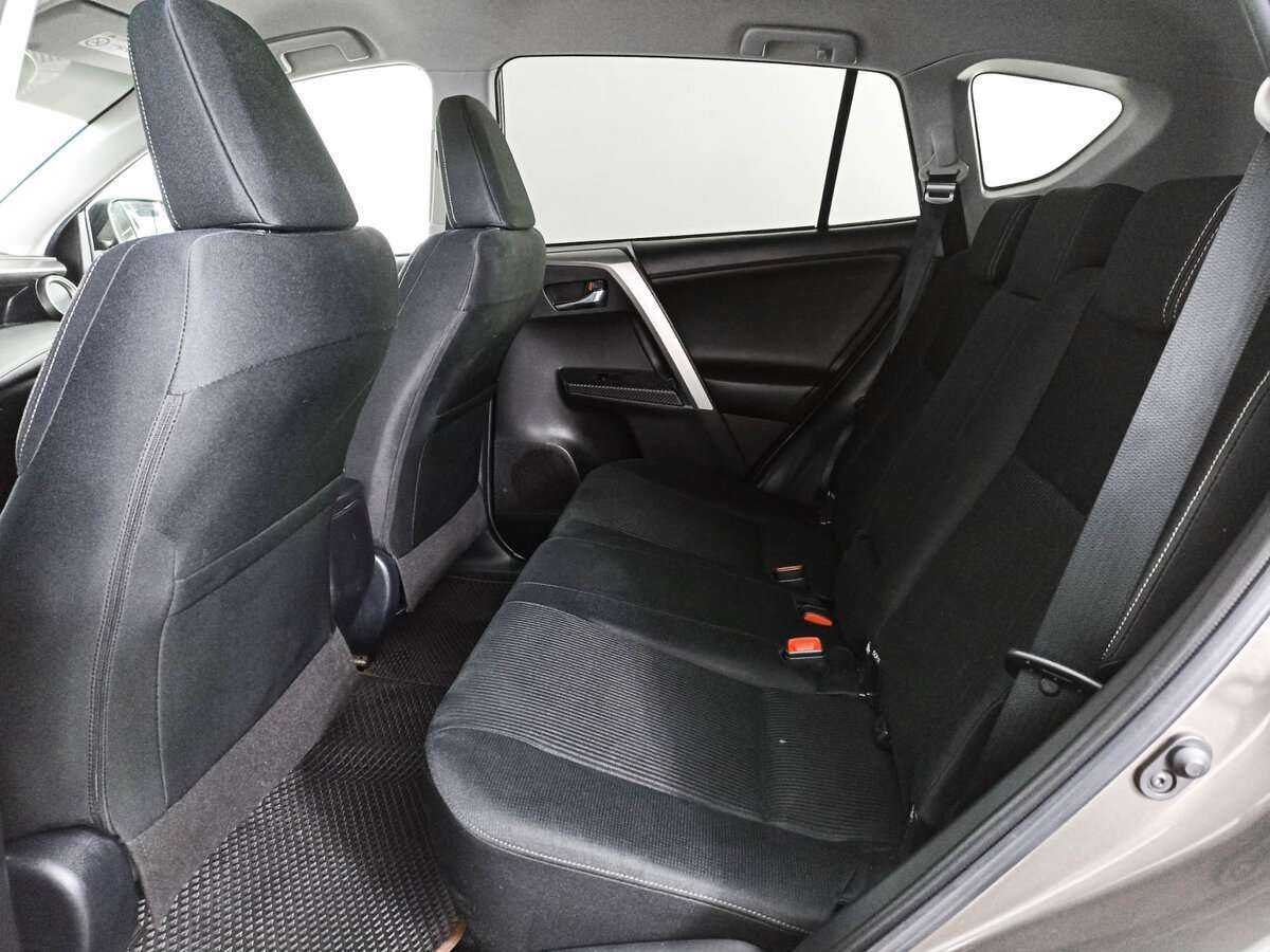 Toyota RAV4, 2014 - Фото №9
