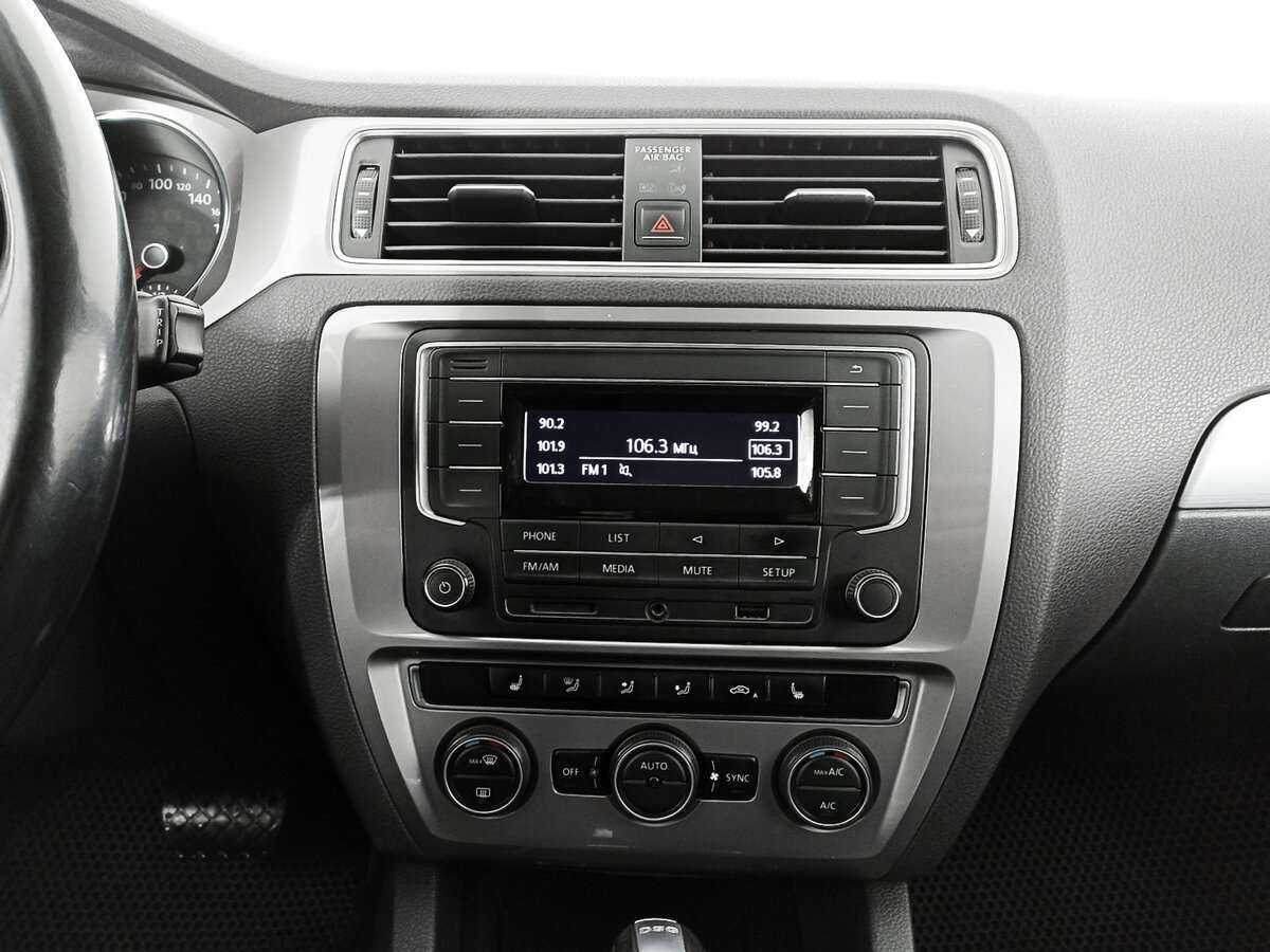 Volkswagen Jetta, 2016 - Фото №14