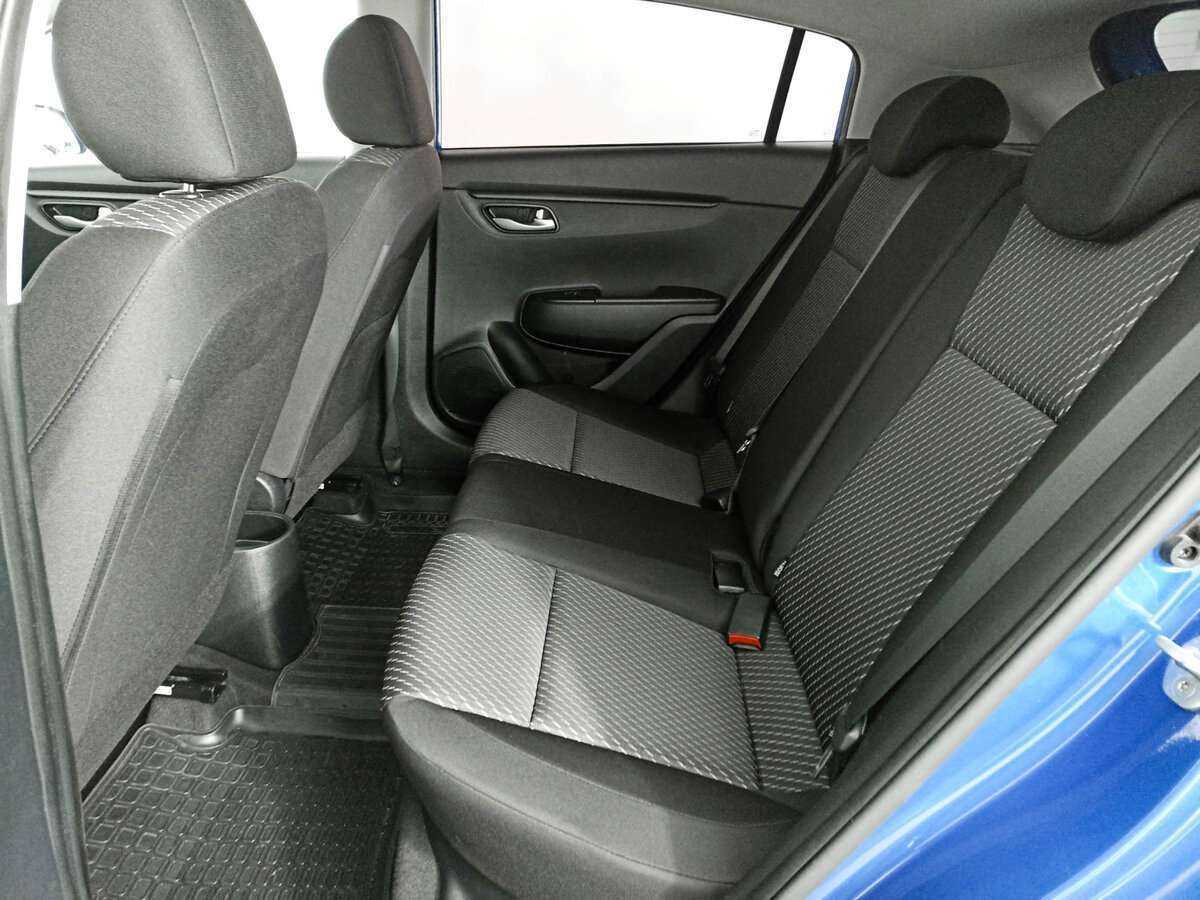 Kia Rio X-Line, 2017 - Фото №9