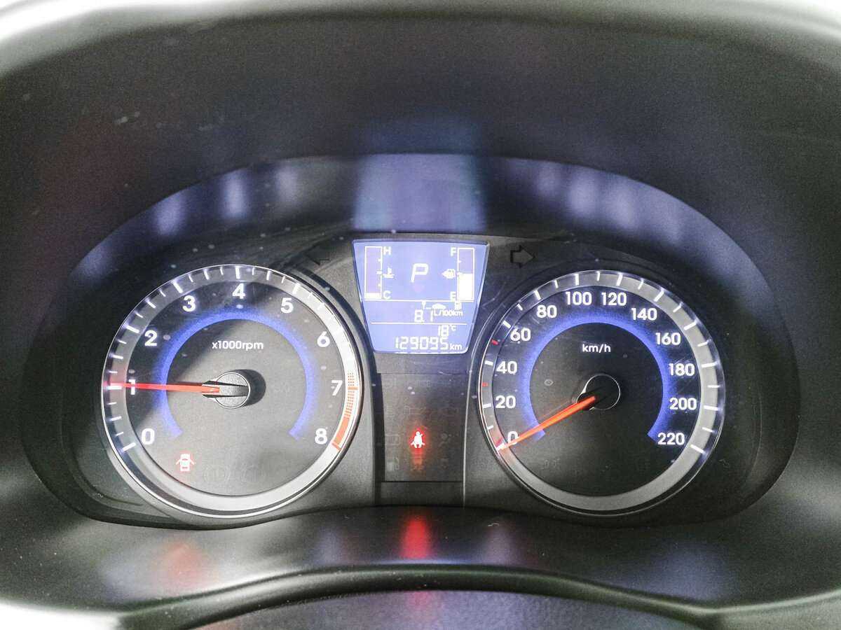 Hyundai Solaris, 2015 - Фото №12