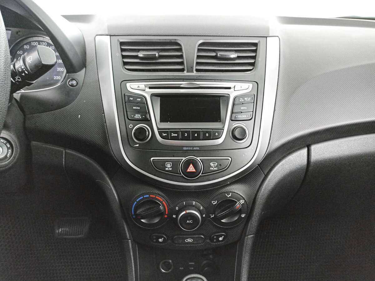 Hyundai Solaris, 2015 - Фото №14