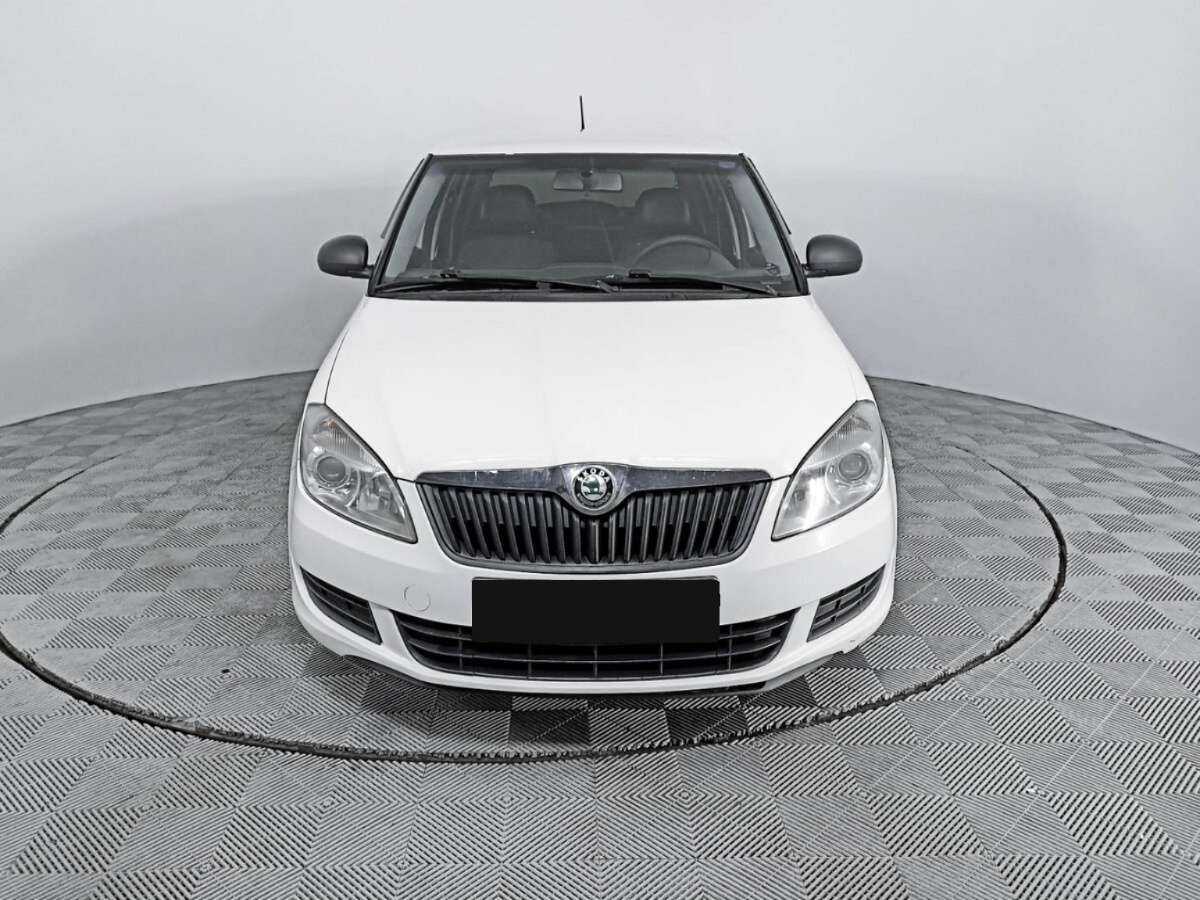 Skoda Fabia, 2012 - Фото №1