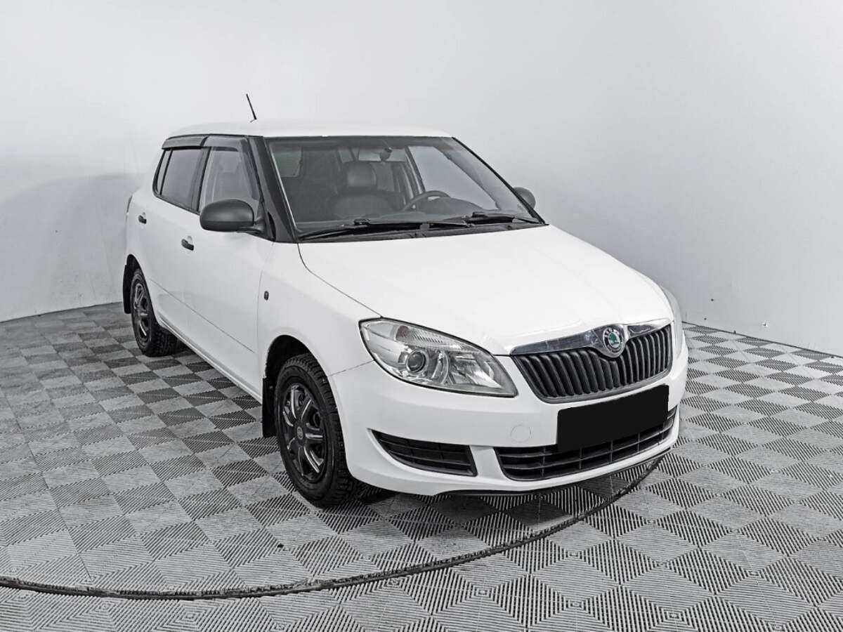 Skoda Fabia, 2012 - Фото №2