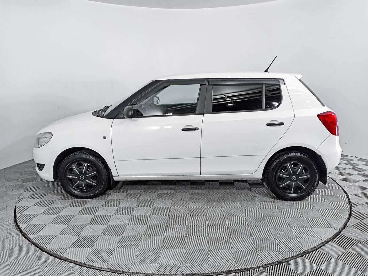 Skoda Fabia, 2012 - Фото №7