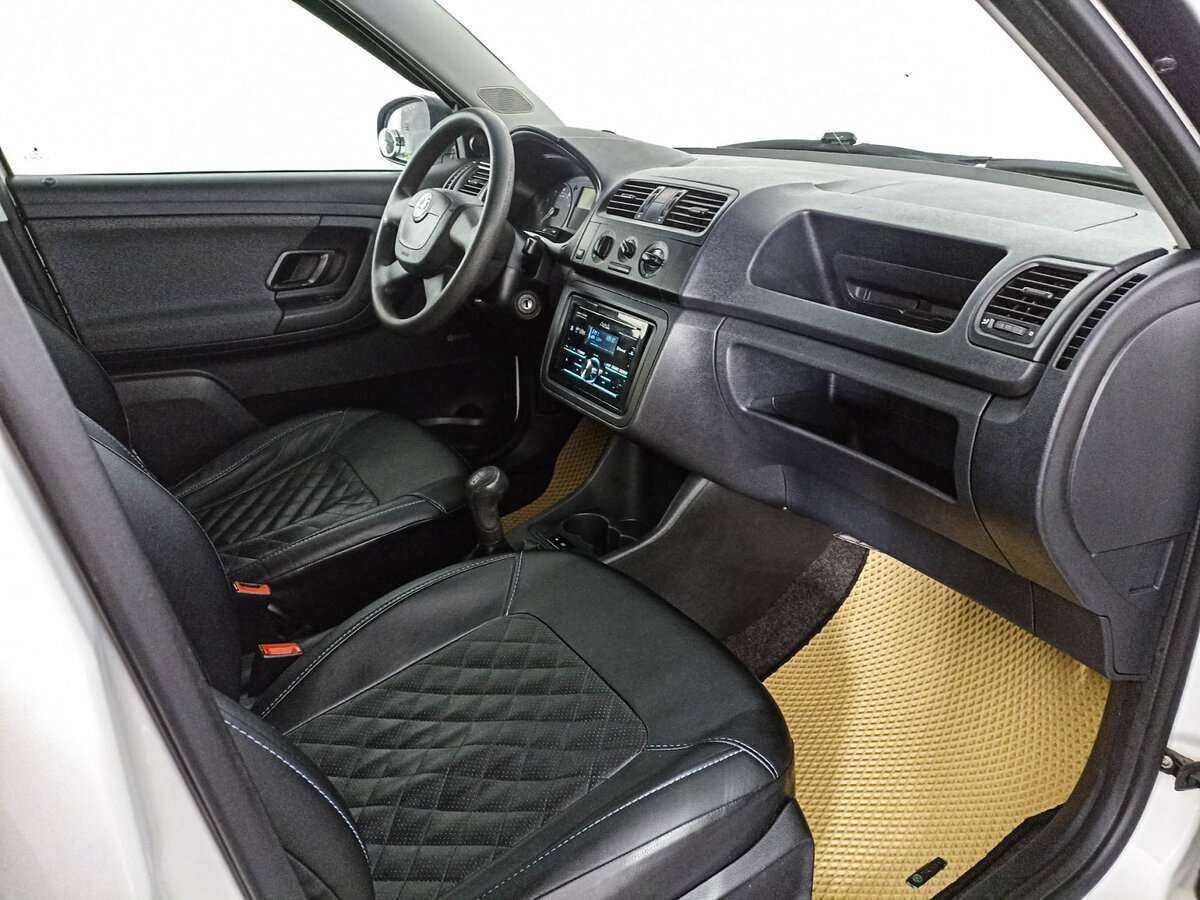 Skoda Fabia, 2012 - Фото №8