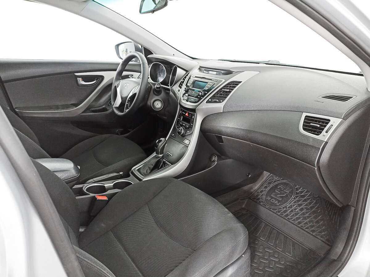 Hyundai Elantra, 2014 - Фото №8