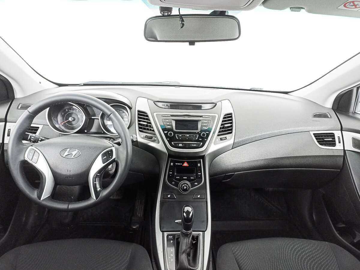 Hyundai Elantra, 2014 - Фото №11