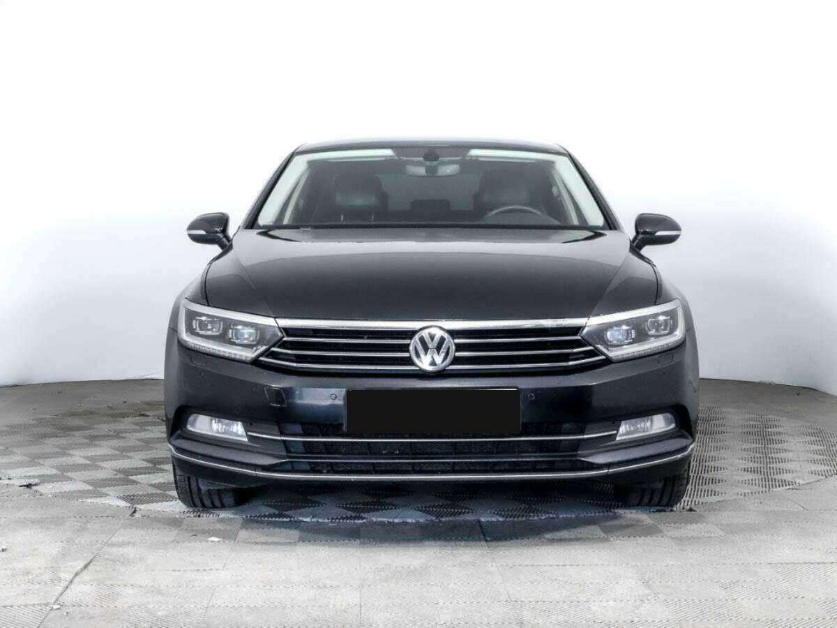 Volkswagen Passat, 2017 - Фото №1