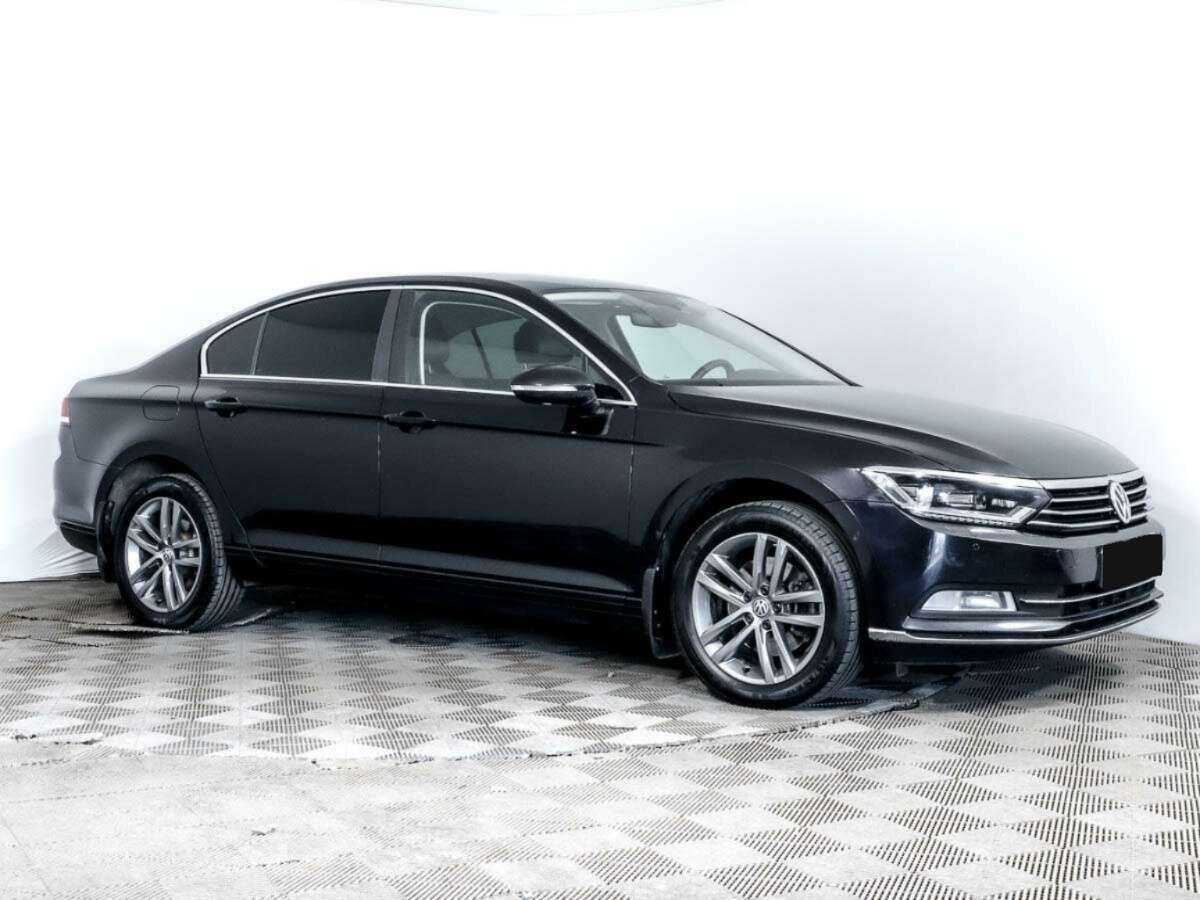 Volkswagen Passat, 2017 - Фото №2