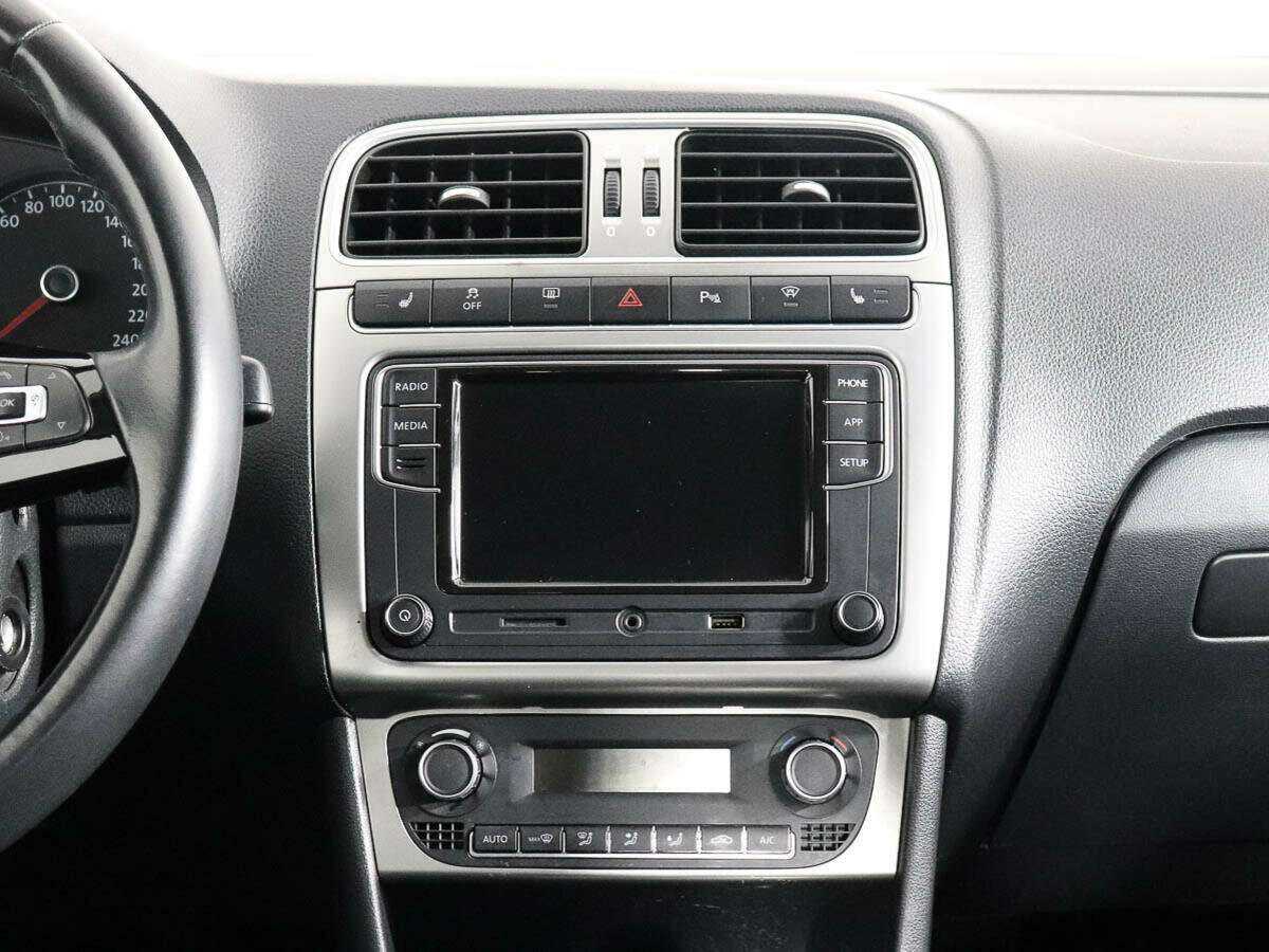 Volkswagen Polo, 2018 - Фото №11