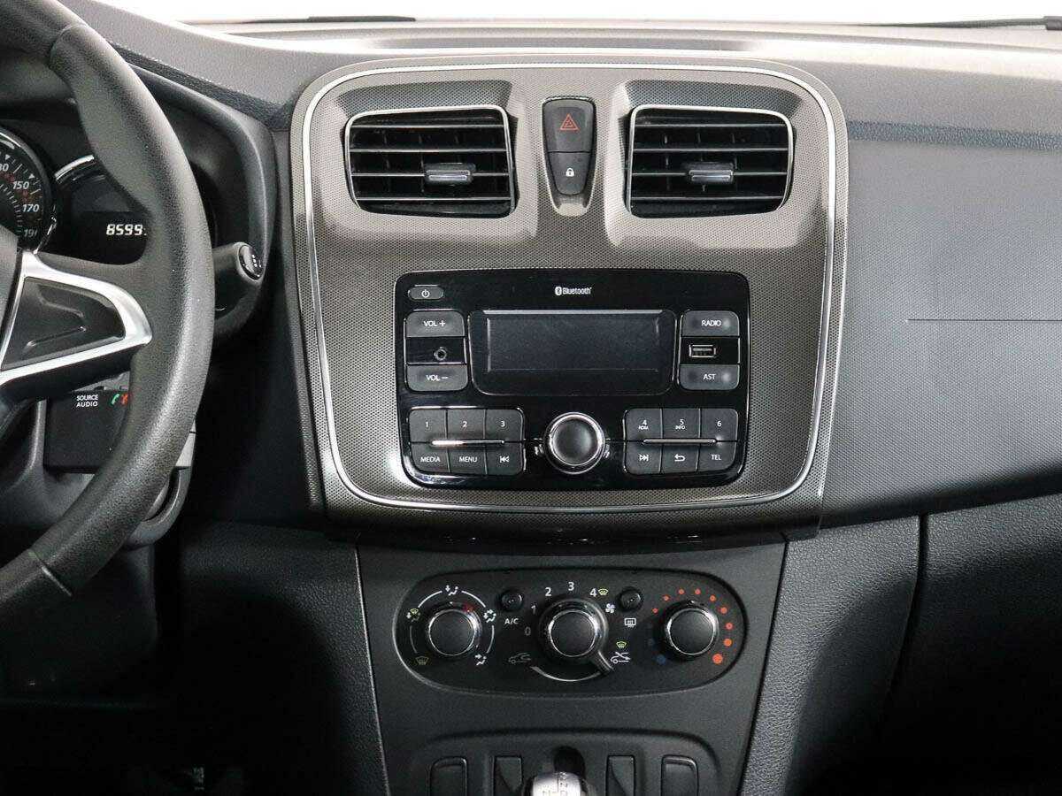 Renault Logan Stepway, 2020 - Фото №11