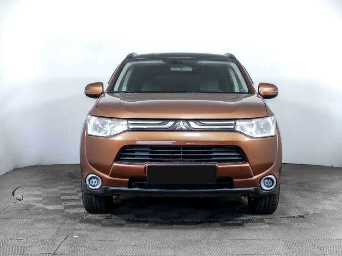 Mitsubishi Outlander, 2012 - Фото №1