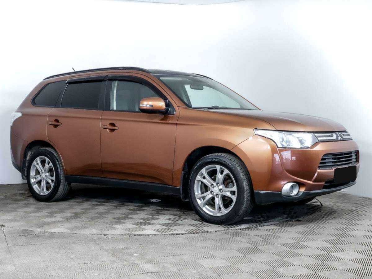 Mitsubishi Outlander, 2012 - Фото №2