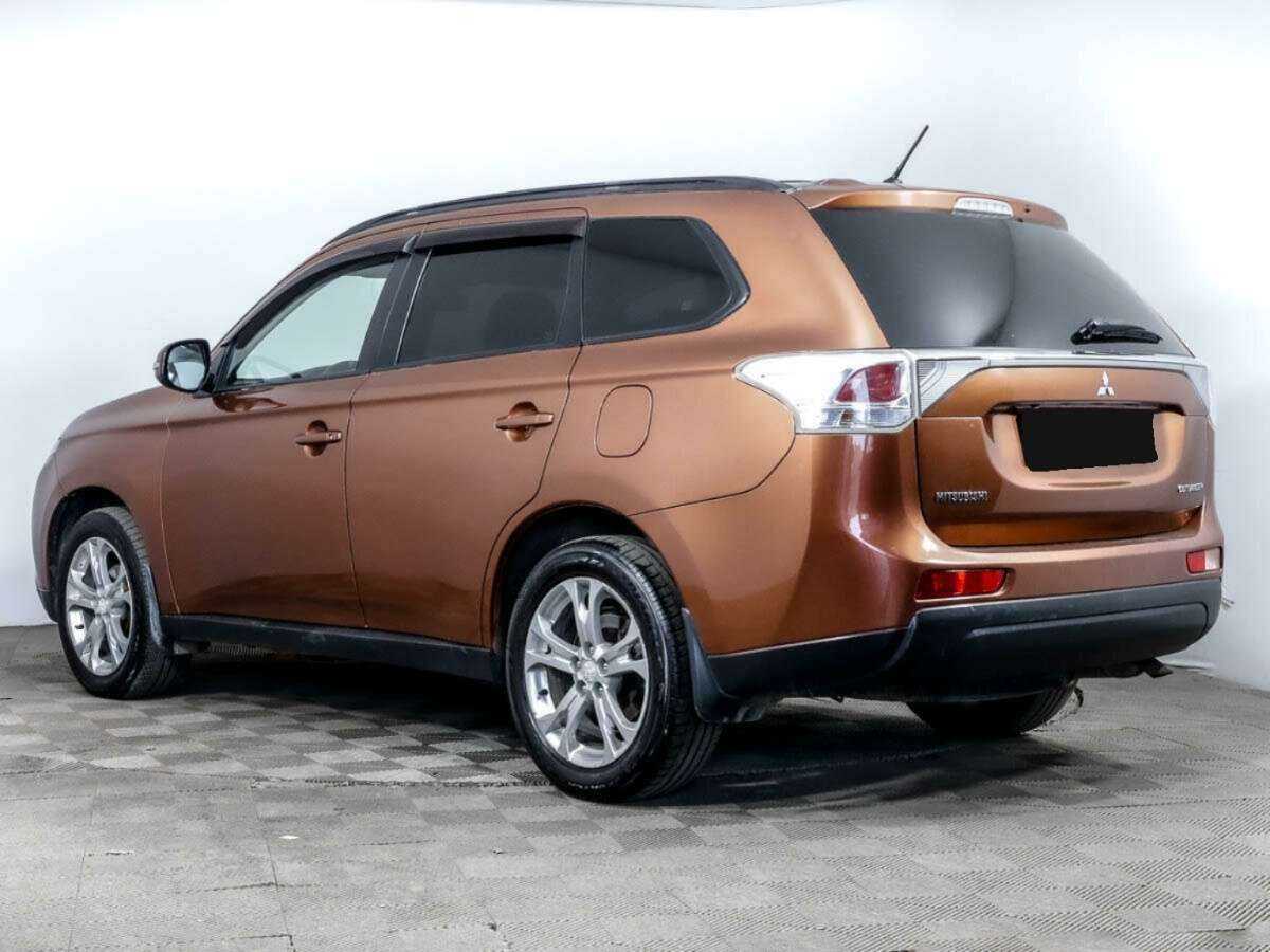 Mitsubishi Outlander, 2012 - Фото №4