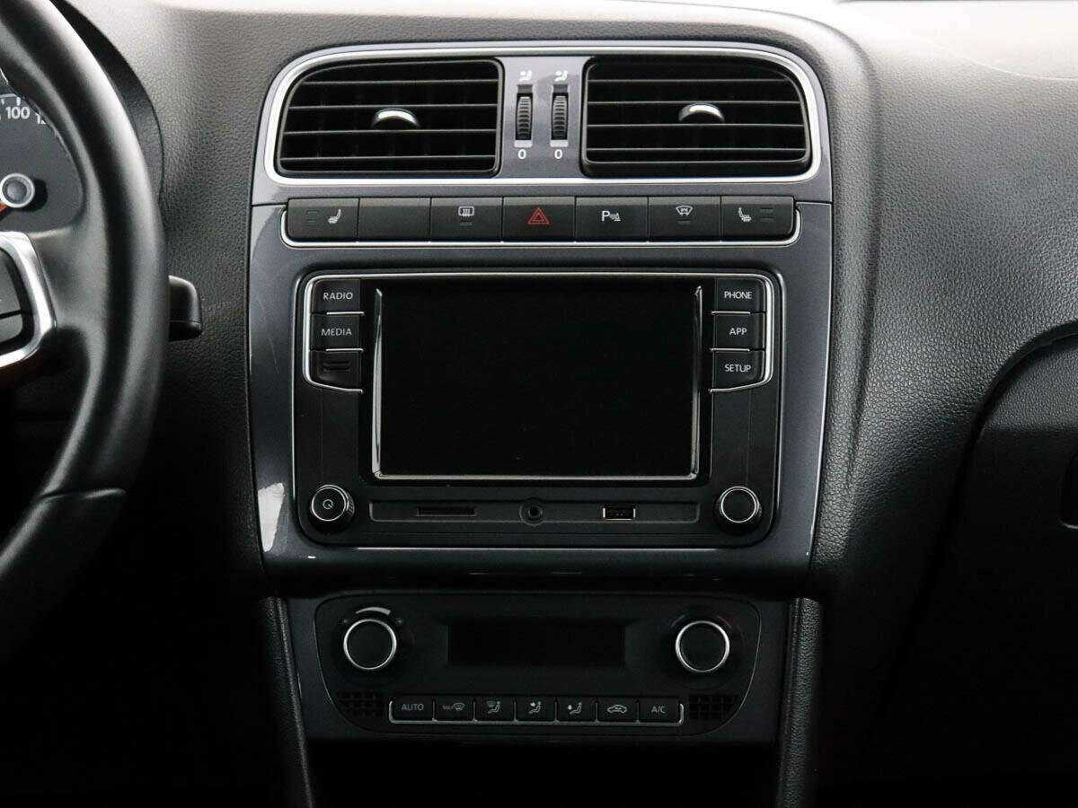 Volkswagen Polo, 2019 - Фото №10