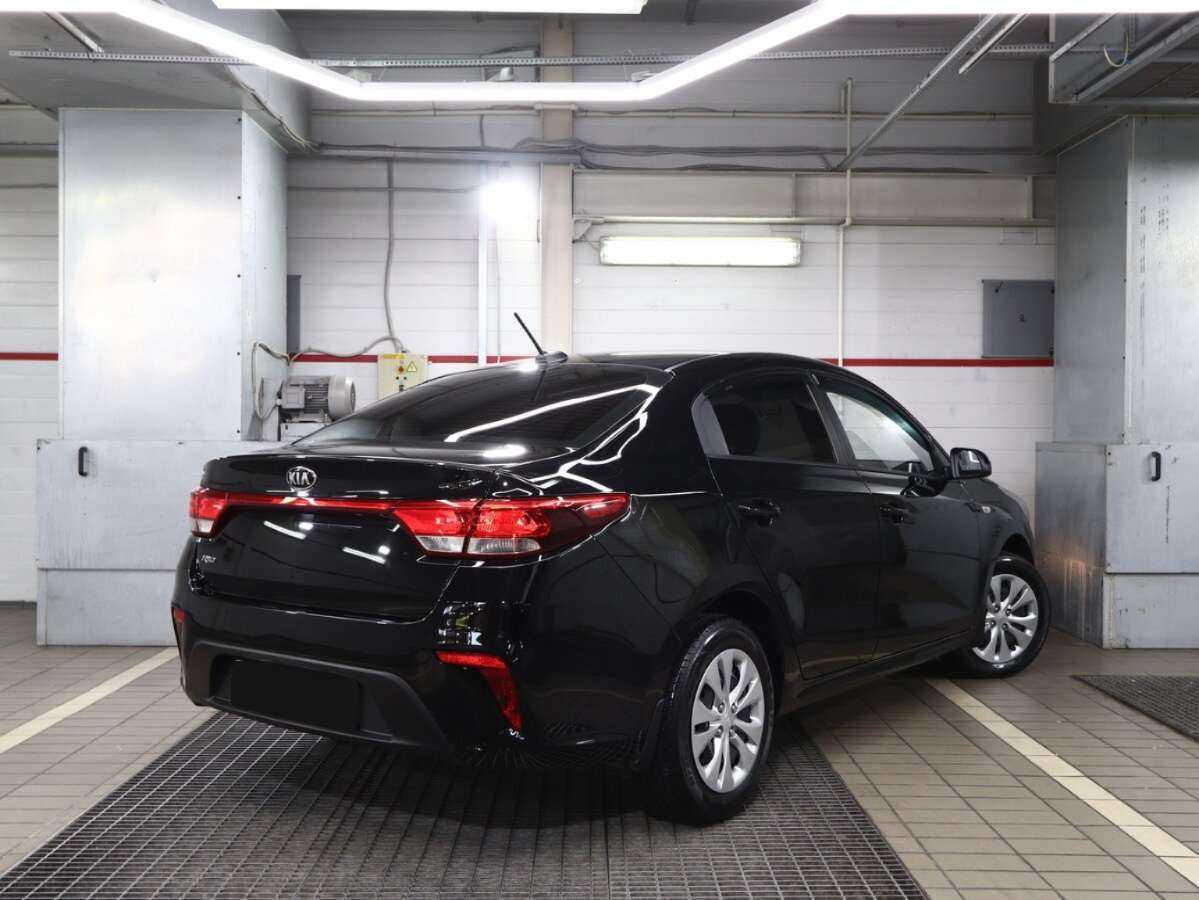 Kia Rio, 2017 - Фото №1